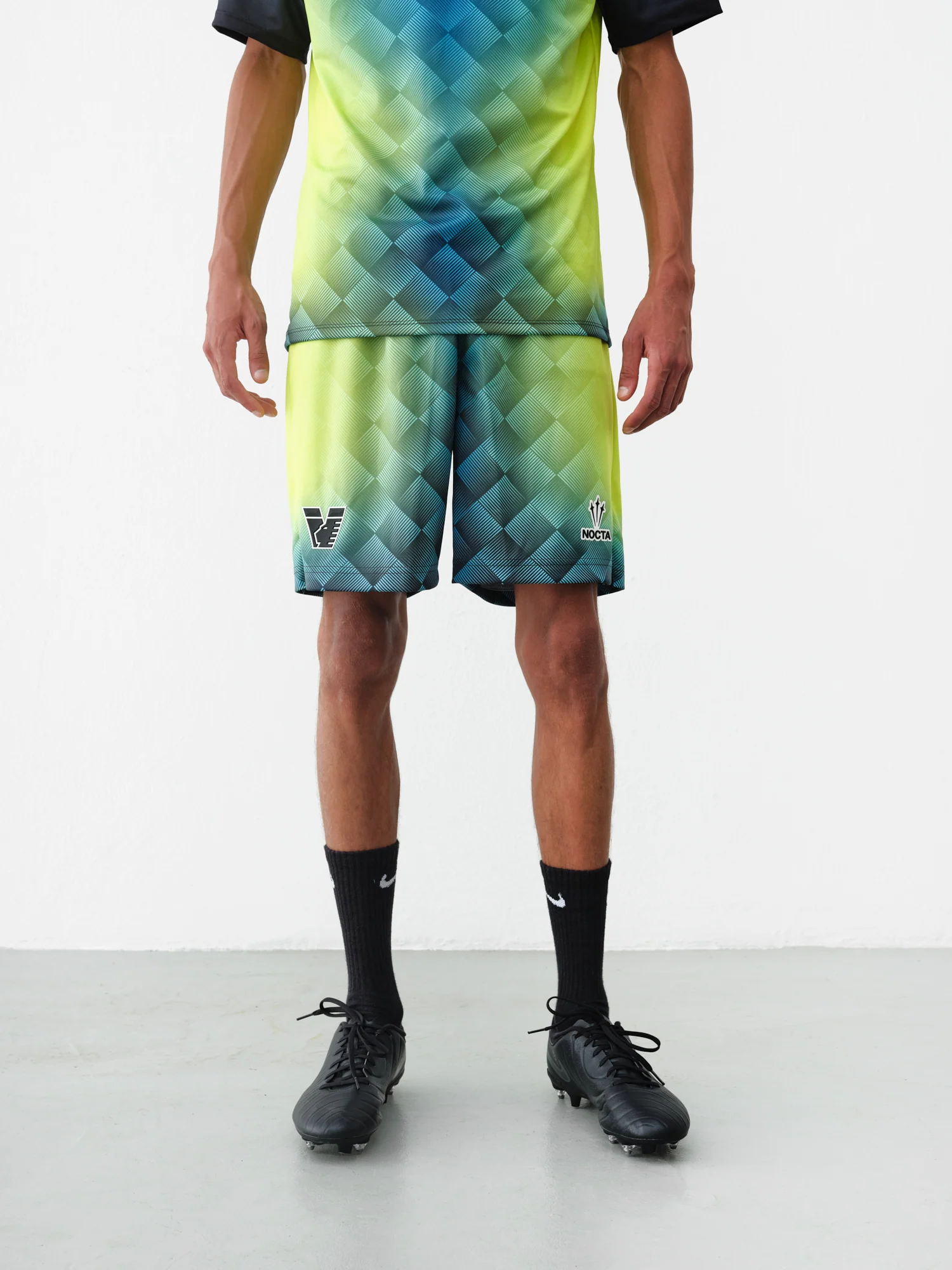 Venezia FC Home Goalkeeper Shorts 24/25 - Image 3