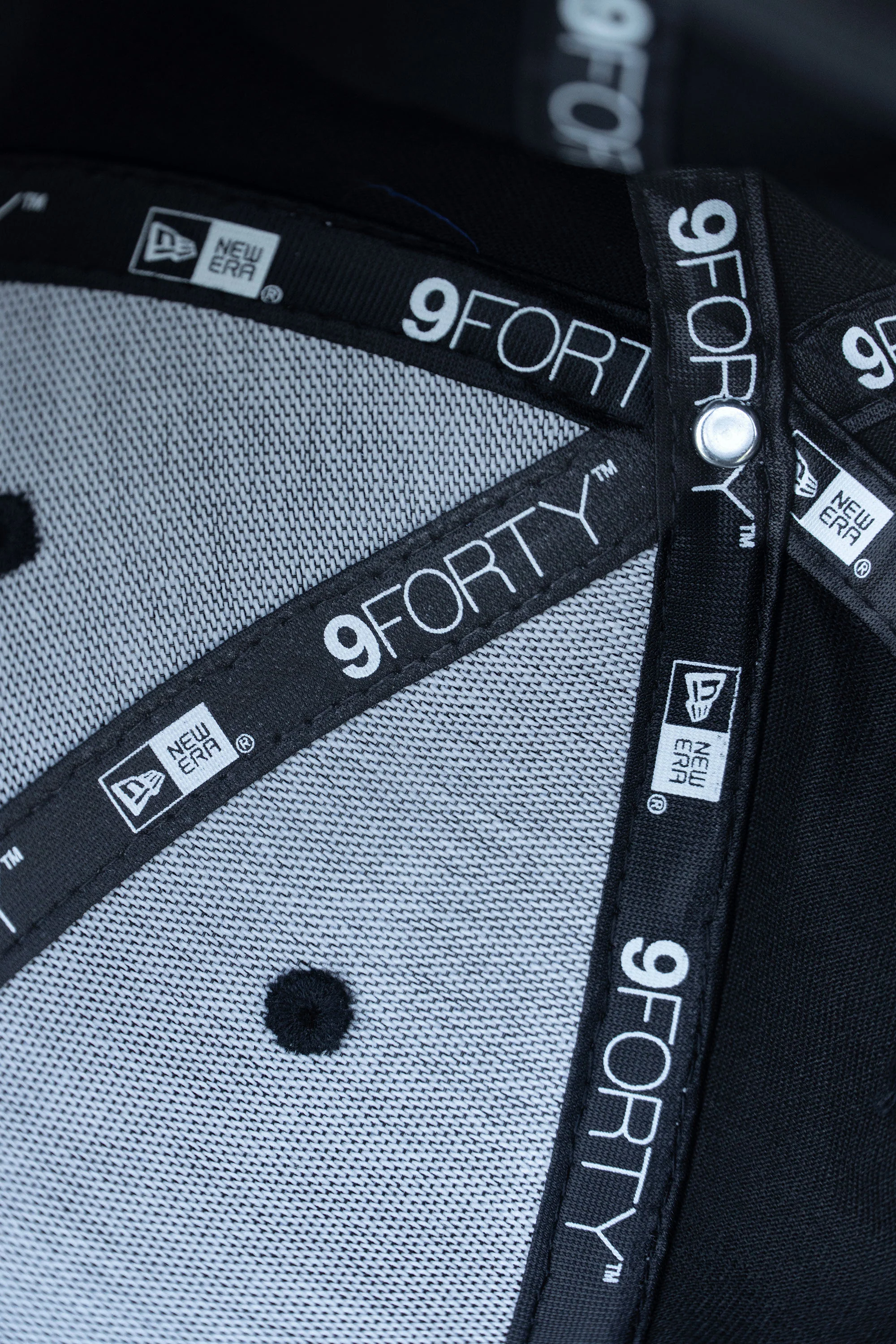 New Era 9FORTY Tonal Black - Image 8