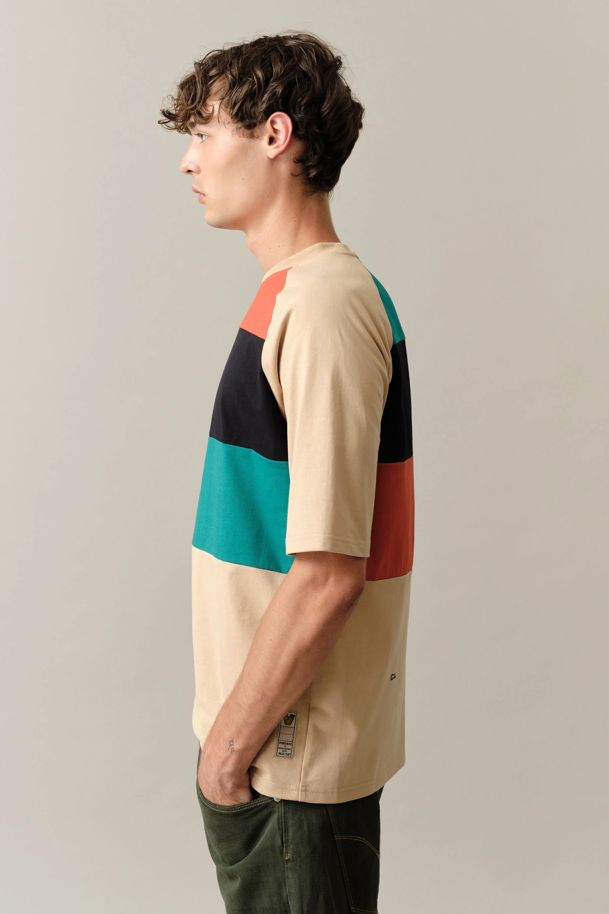 25/26 Urban Tee Beige - Image 4