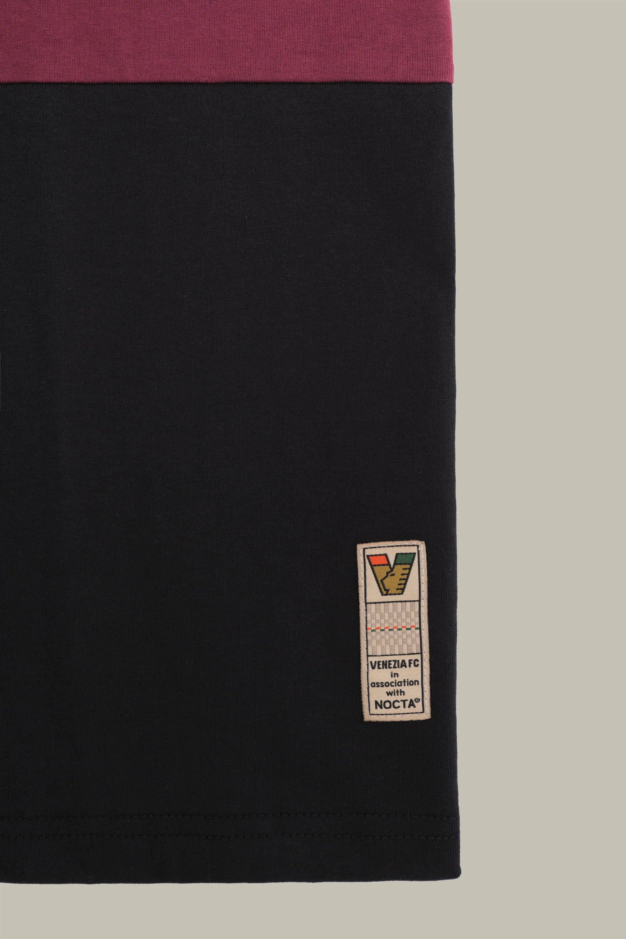 25/26 Urban Tee Burgundy - Image 6