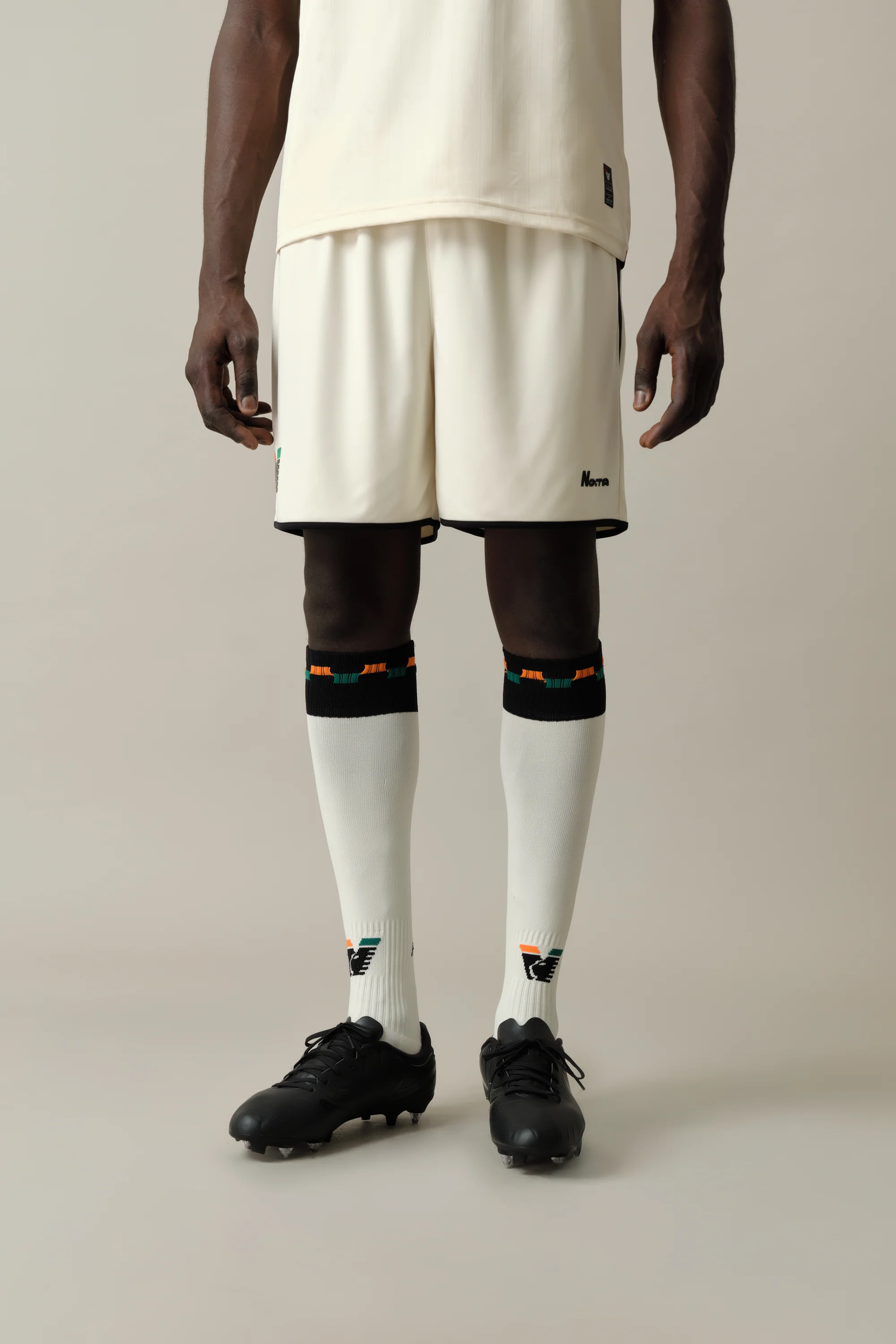 25/26 Away Shorts - Image 3