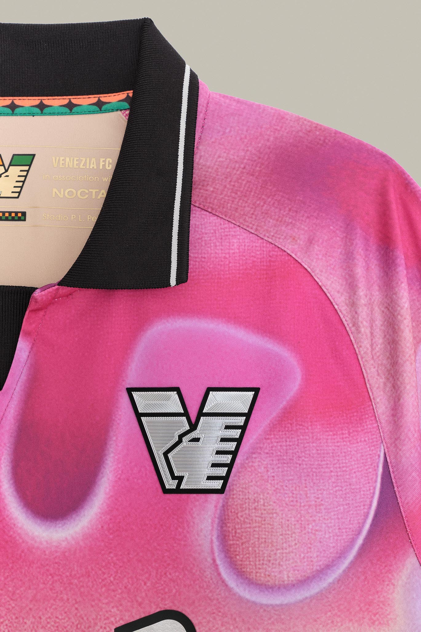 25/26 Goalkeeper Match Away Jersey - Image 8