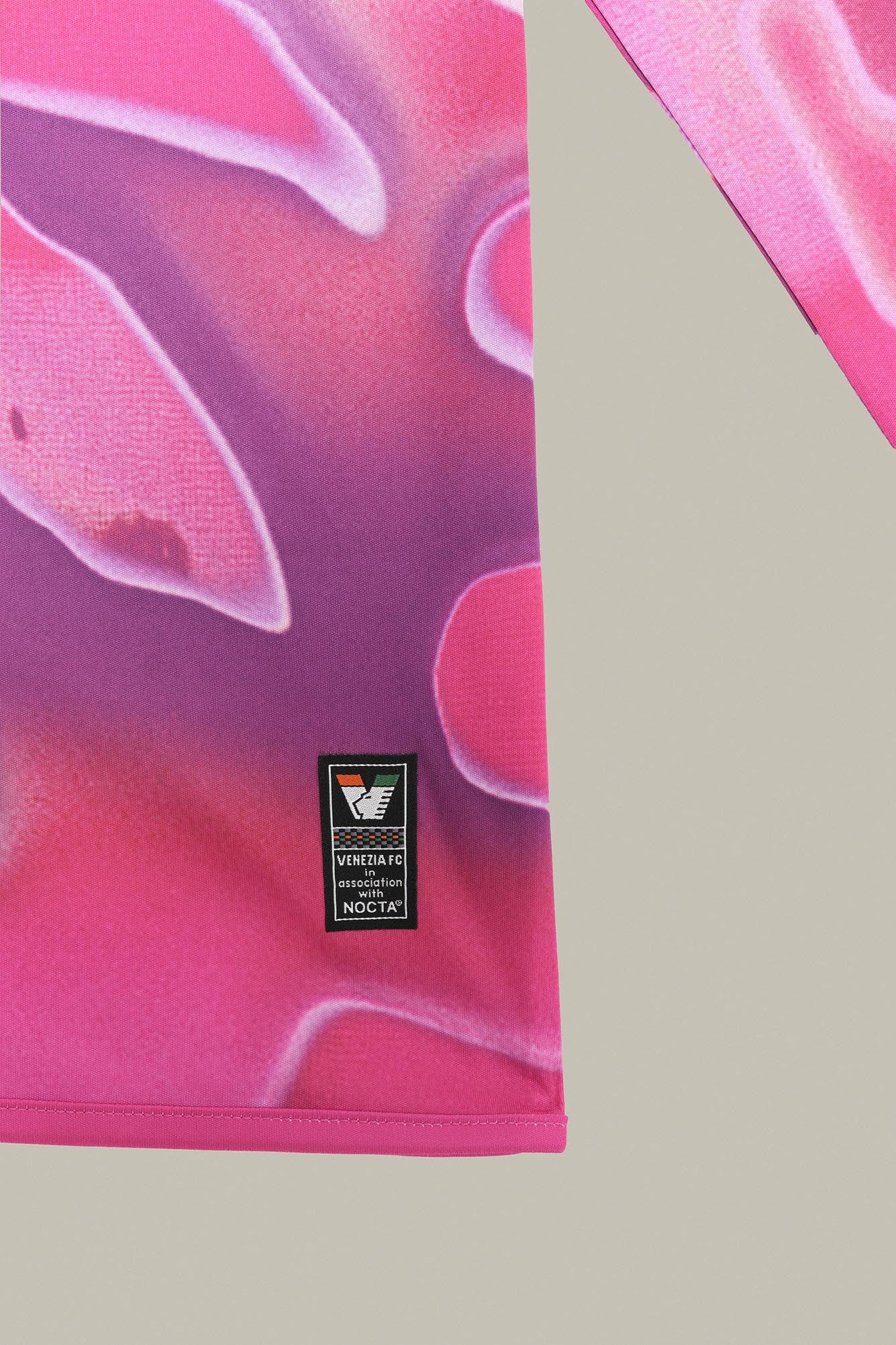 25/26 Goalkeeper Match Away Jersey - Image 9