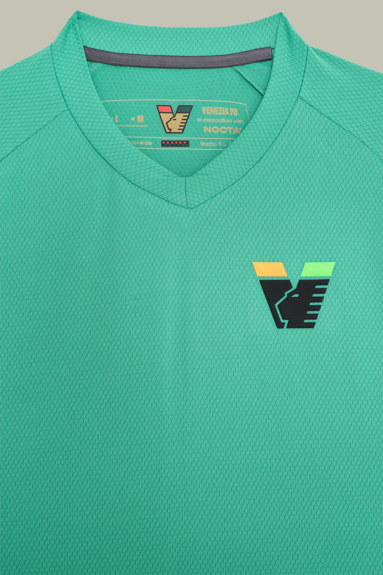 25/26 Training Shirt Green - Image 9